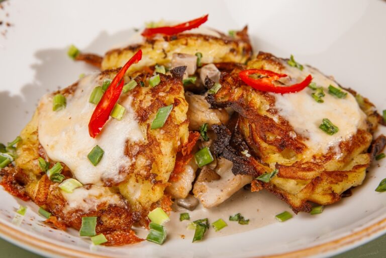 לביבות תפו"א עשירות בגבינות